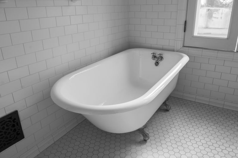 Traditional Cast Iron Bathtub